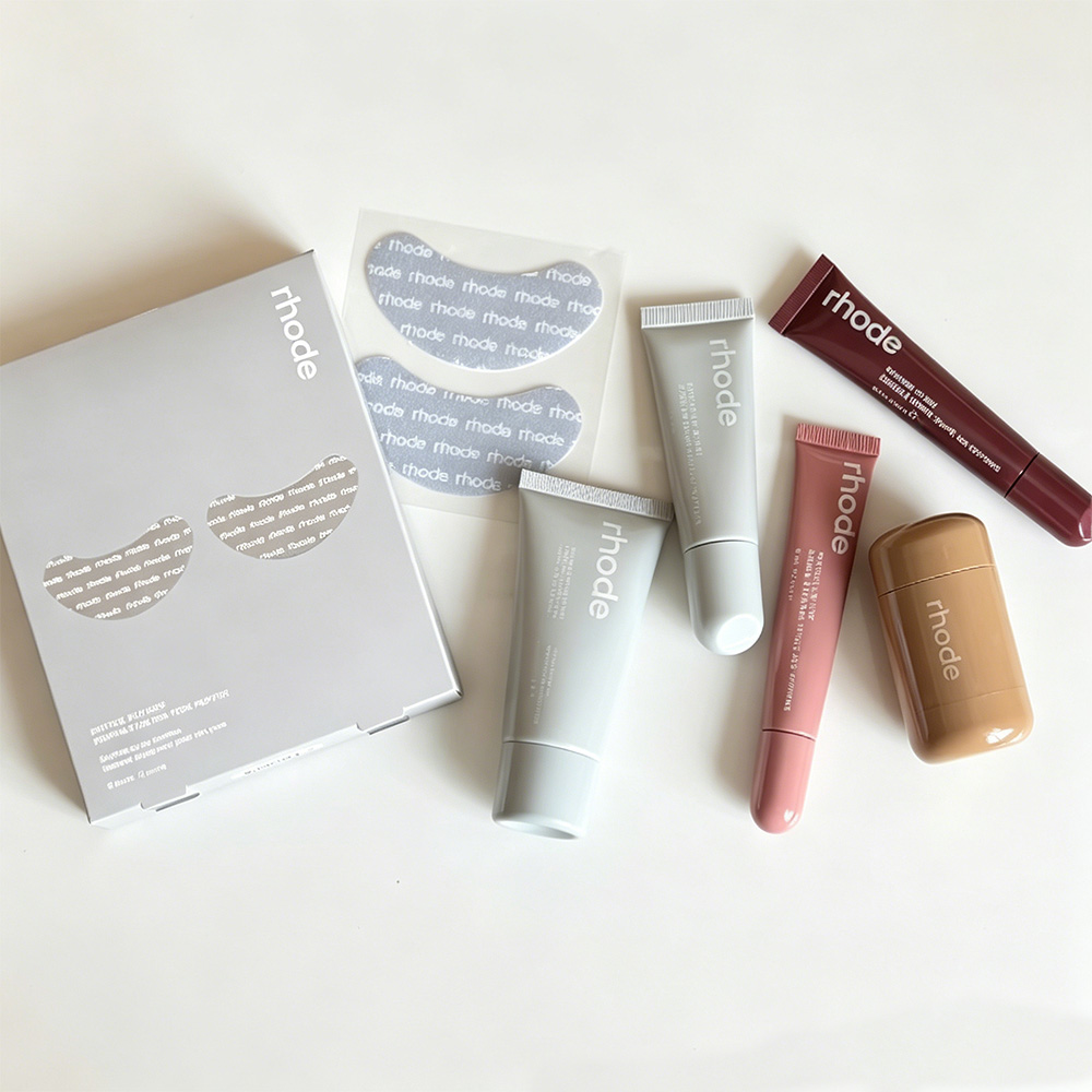 Rhode Hydrating Lip Color - Li - Huda Beauty Makeup Set recensie en prijs