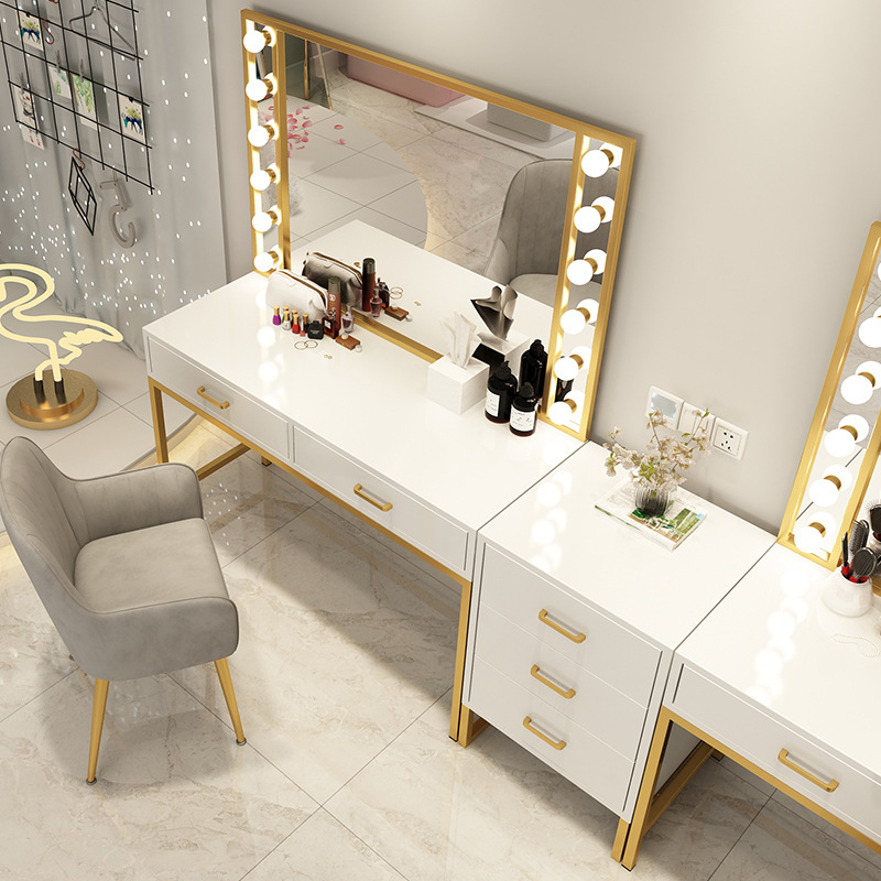 Make-uptafel Fotostudio Make-u - Beauty Makeup Stores recensie en prijs